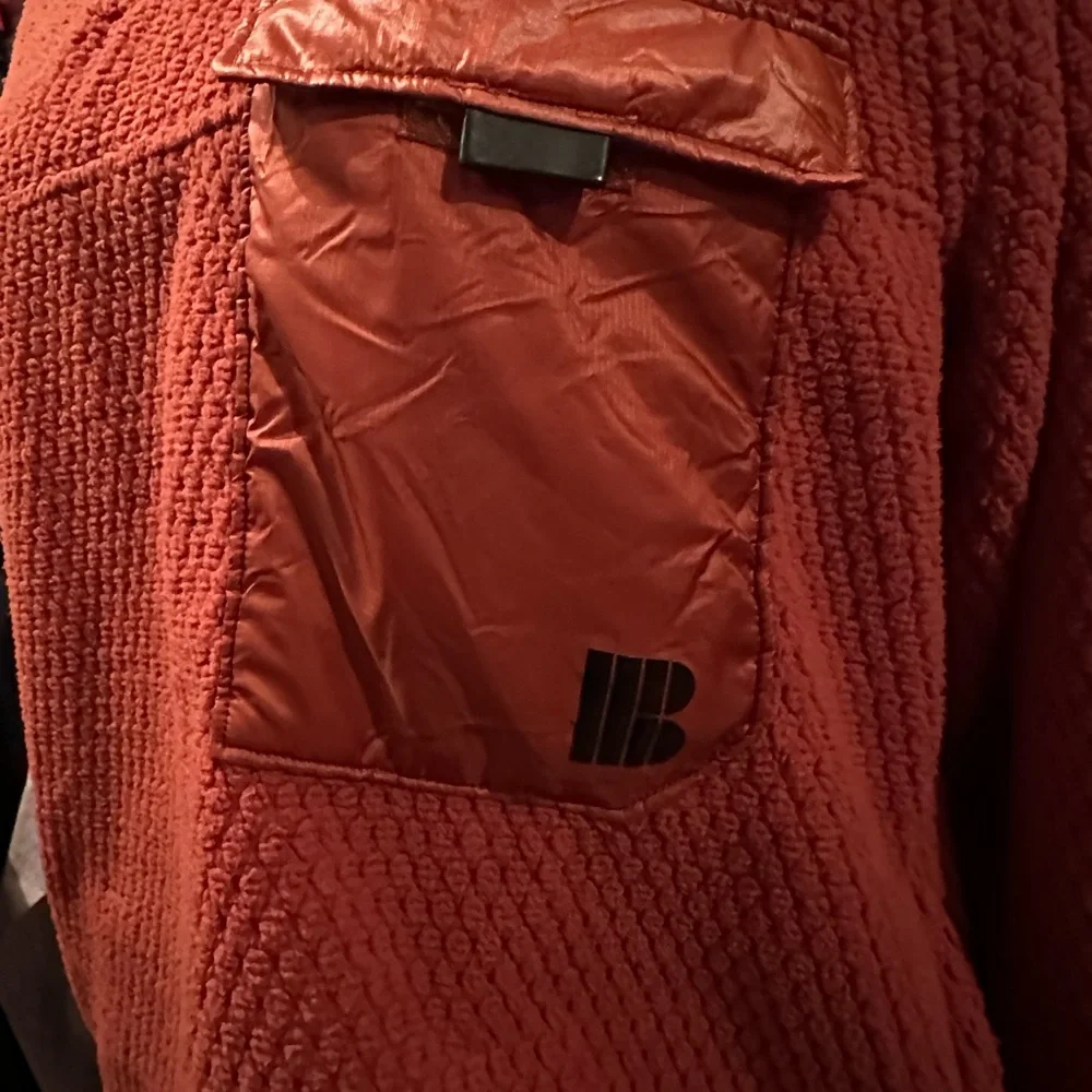 Burton Women’s Amora Fleece Turtleneck Sweater in Rust - Picture 4 of 5